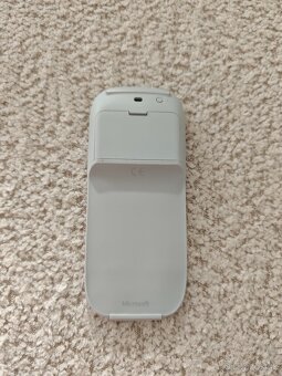 Microsoft Surface Arc Mouse, Light Grey - 2