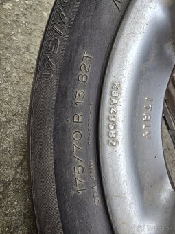 Elektrony R13 s pneu - 2