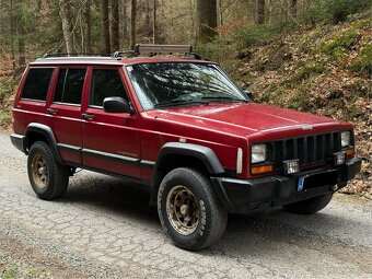 Jeep Cherokee XJ - 2
