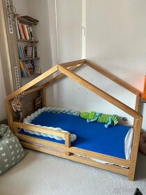 Domčeková posteľ benlemi s bočnicou a matracom 90x180 - 2