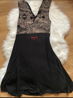 Desigual letné elegantné šaty - 2