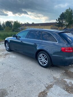 Audi a4 b8 2.0 tdi 105 kW - 2