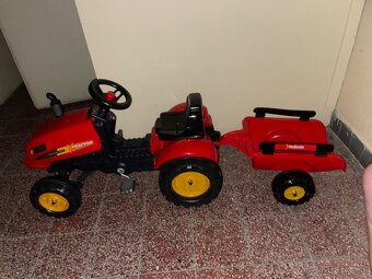 Traktor so štiepkovačom - 2