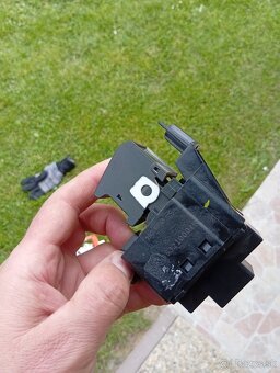 Predám tento elektronický vypínač - 2