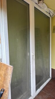 Predam plastove dvere (okna) - 2