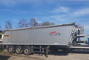 KEMPF 45 m3 / VIBRÁTOR / čelo + okénko / TOP STAV - 2