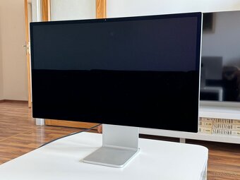 Predám Apple Studio Display 5K – TOP STAV - 2