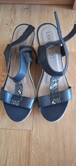 Kožené Lasocki sandálky nové - 2