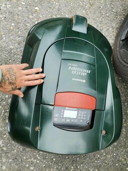 Husqvarna Automower 220AC - 2