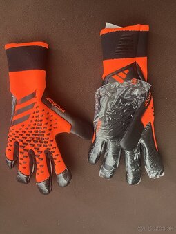 Brankárske rukavice Adidas Predator Pro Hybrid - 2