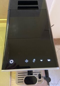 Automatický kávovar Beko - 2