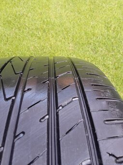 235/55 r18 letné pneu.Hankook - 2