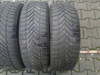 Zimne pneu. Michelin Alpin 6 205/55 r16 - 2