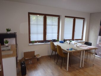 Prenájom - obchodný priestor 110 m2, Uhlisko, Banská Bystric - 2