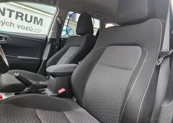 Toyota Auris 1.6-KAMERA-KLIMA-NAVI - 2