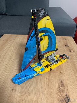 Lego technic jachta 42074 - 2