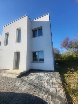 Vstrekovače / Trysky / Vstreky  Mercedes om642 3.0 CDI - 2