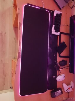 Svietiaca podlozka pod mys - 2