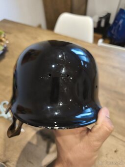 Nemecka helma M40 veľkosť 64 - 2