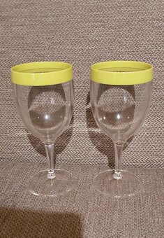 Tupperware 6 pohárov na víno - 2