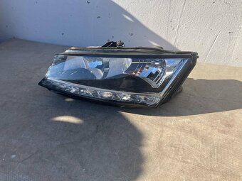 ŠKODA FABIA 3 III LIFT 18- ĽAVÉ PREDNÉ SVETLO - 2