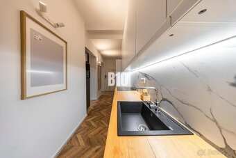 3 SAMOSTATNÉ SPÁLNE - 3IZBOVÝ BYT PRI ZIMNOM ŠTADIÓNE - 2