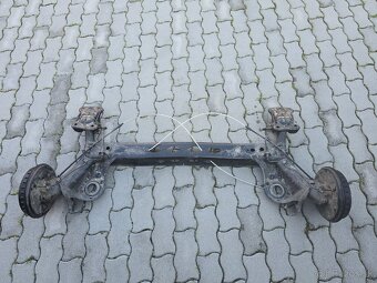 ⚙️ Predám zadnú nápravu VW Polo 2G (2019) – bubnová - 2