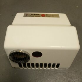 Sušič rúk Dan Dryer 30€ ks mám 2ks - 2