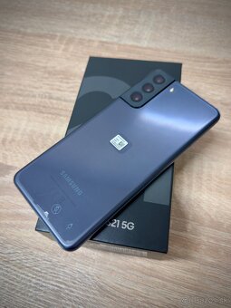 Samsung Galaxy S21 - 2