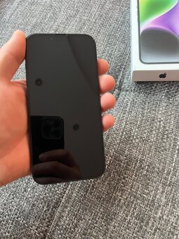 iPhone 14 - nová batéria - 2
