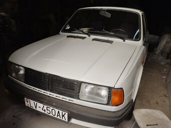 Škoda 120L - 2
