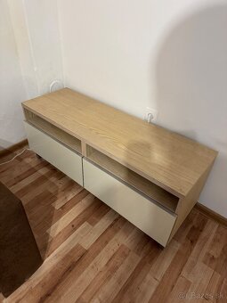 Komoda - 2