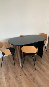 Jedálensky stôl+ stoličky - 2