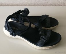 SKECHERS on The GO 600 Pôvodná cena: 59,90Eur Sandále - 2