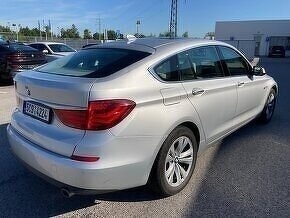 Prodám náhradní díly z F07 535dx 220kw N57D30B - 2