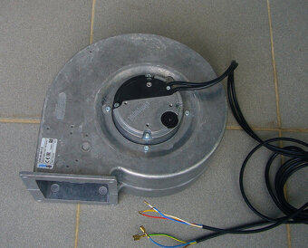 Radiálny ventilátor 230V s reguláciou - 2