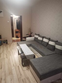 ZĽAVA Veľký trojizbový s loggiou - 2