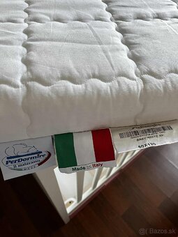 Na predaj postieľka s matracom a prebaľovacia komoda - 2