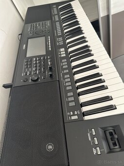 Yamaha psr sx720 NOVÉ - 2
