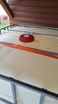 IBC nadrž 1000 L plastová paleta - 2