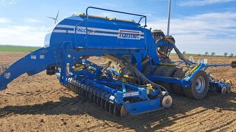 6-9ha/h secí stroj 48+24 botek Farmet Falcon6 agro přívěs za - 2