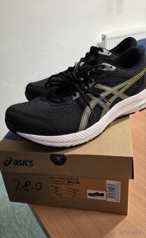 Asics Gel-Contend 8 (43,5) - 2