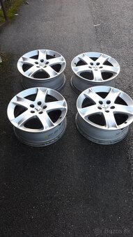 Predam alu disky na Peugeot 407 a pneu. - 2