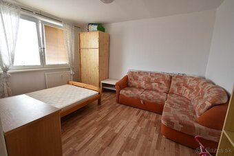 Malacky: Ponúkame priestranný 1 izb.byt Štúrova ul. - 2