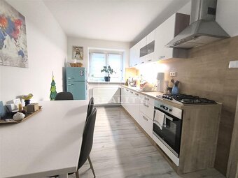 Rezervované Na predaj prerobený 2 izbový byt so... - 2