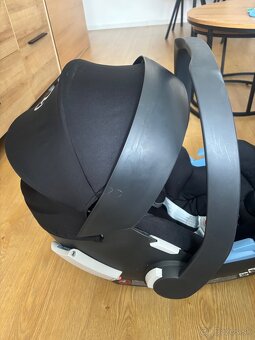 Cybex aton 5 - 2