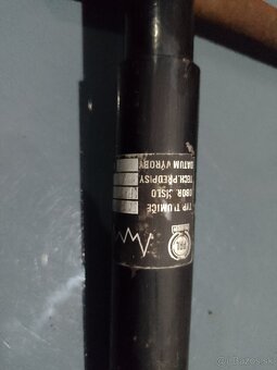 TLMIC PREDNEJ NÁPRAVY SKODA 110R - 2