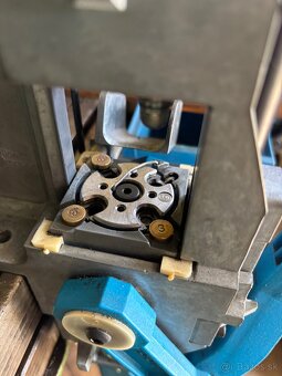 Prebíjací lis Dillon SDB 9mm luger Square Deal B - 2