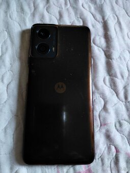 Predam moto g24 v dobrom stave - 2