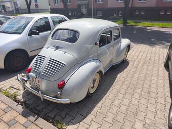 Renault 4CV - 2
